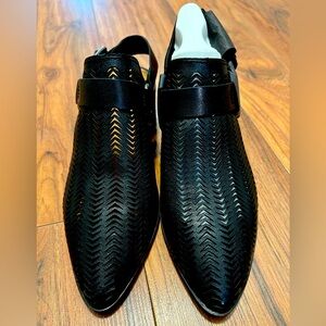Lucky Brand Kaedey clog heel. Black cutout. Size 7